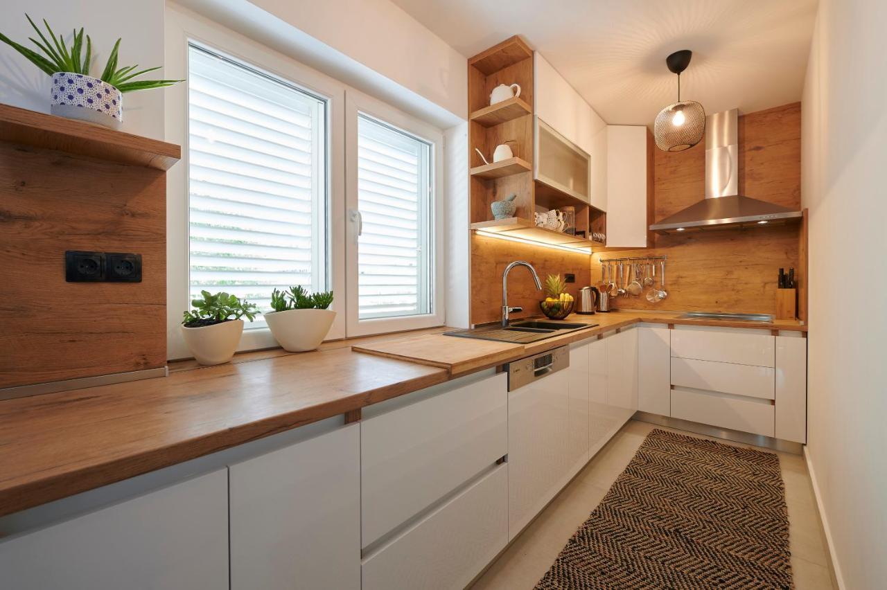 Apartman Miro - Center Of Trogir Buitenkant foto