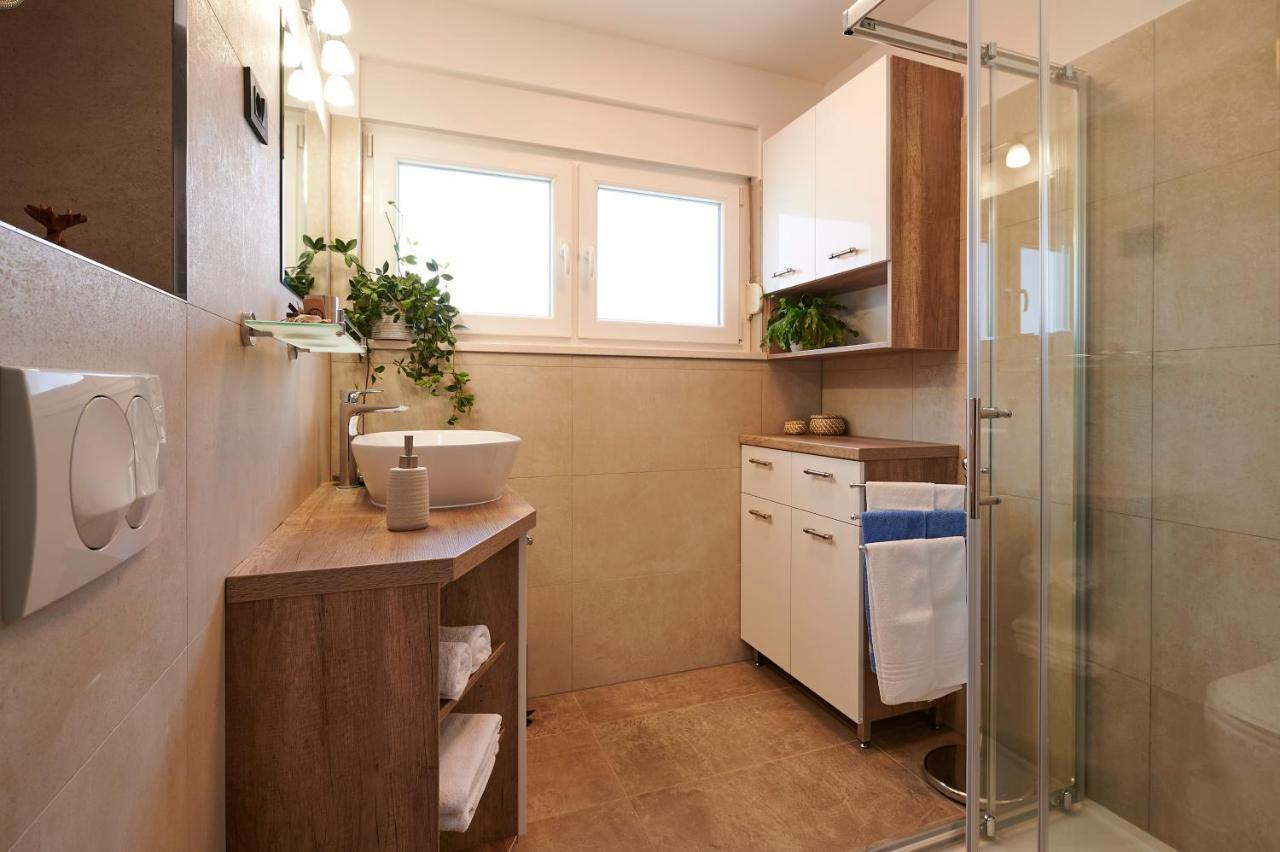 Apartman Miro - Center Of Trogir Buitenkant foto